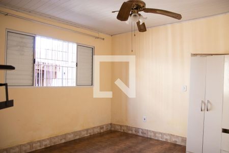 Quarto 1 de casa para alugar com 3 quartos, 120m² em Vila Medeiros, São Paulo