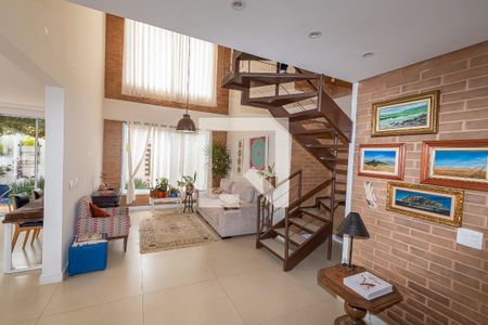 Sala de casa à venda com 3 quartos, 180m² em Cidade Universitária, Campinas