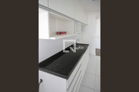 Apartamento à venda com 77m², 2 quartos e 2 vagas Apartamento à venda com 77m², 2 quartos e 2 vagasCozinha