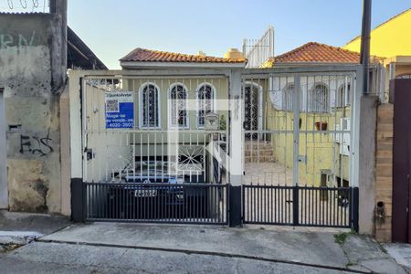 Casa à venda com 240m², 3 quartos e 3 vagasFachada