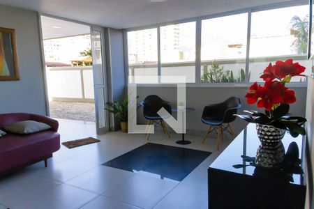 Apartamento à venda com 70m², 2 quartos e 1 vagaÁrea comum