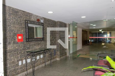 Apartamento à venda com 70m², 2 quartos e 1 vagaHall de Entrada