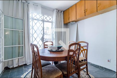 Sala de Jantar de casa para alugar com 4 quartos, 140m² em Jardim das Bandeiras, São Paulo