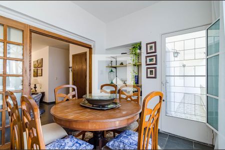Sala de Jantar de casa para alugar com 4 quartos, 140m² em Jardim das Bandeiras, São Paulo