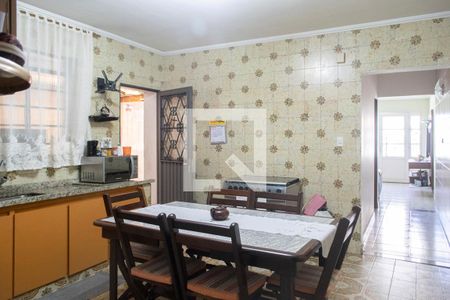 Casa à venda com 240m², 2 quartos e 3 vagas Casa à venda com 240m², 2 quartos e 3 vagasCozinha
