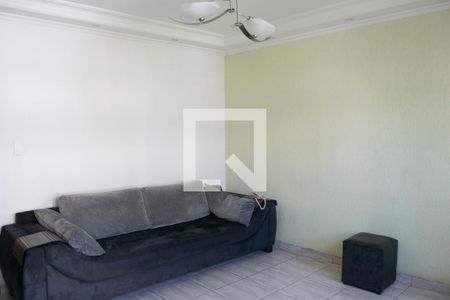Casa à venda com 240m², 2 quartos e 3 vagas Casa à venda com 240m², 2 quartos e 3 vagasSala