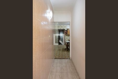 Casa à venda com 240m², 2 quartos e 3 vagas Casa à venda com 240m², 2 quartos e 3 vagasCorredor