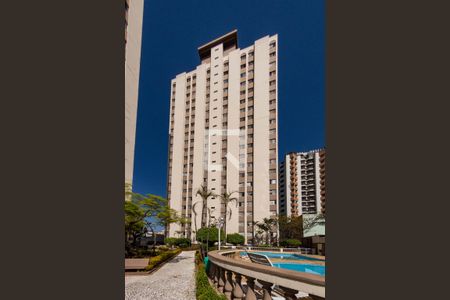 Apartamento à venda com 42m², 2 quartos e 1 vaga Apartamento à venda com 42m², 2 quartos e 1 vagaFachada