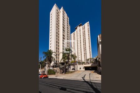 Apartamento à venda com 42m², 2 quartos e 1 vaga Apartamento à venda com 42m², 2 quartos e 1 vagaFachada