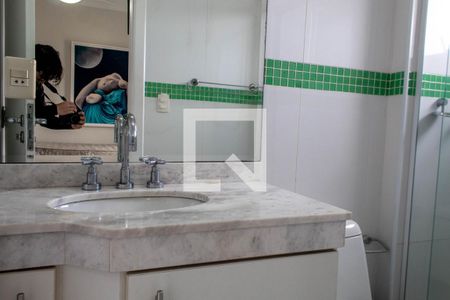 Apartamento para alugar com 350m², 5 quartos e 3 vagas Apartamento para alugar com 350m², 5 quartos e 3 vagasBanheiro da Suíte 3