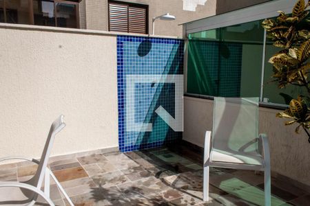 Apartamento para alugar com 350m², 5 quartos e 3 vagas Apartamento para alugar com 350m², 5 quartos e 3 vagasÁrea comum - Piscina