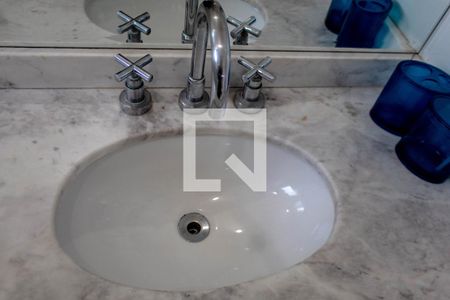 Apartamento para alugar com 350m², 5 quartos e 3 vagas Apartamento para alugar com 350m², 5 quartos e 3 vagasBanheiro da Suíte 4