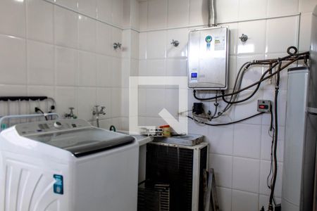 Apartamento para alugar com 350m², 5 quartos e 3 vagas Apartamento para alugar com 350m², 5 quartos e 3 vagasÁrea de Serviço