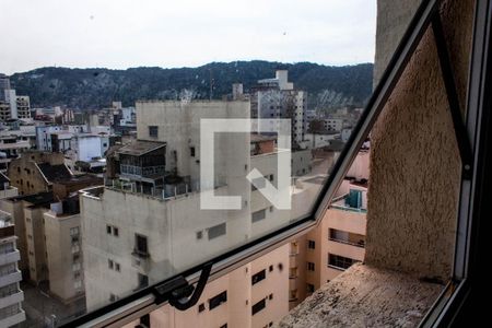 Apartamento para alugar com 350m², 5 quartos e 3 vagas Apartamento para alugar com 350m², 5 quartos e 3 vagasBanheiro da Suíte 2