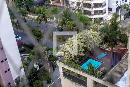 Apartamento para alugar com 350m², 5 quartos e 3 vagas Apartamento para alugar com 350m², 5 quartos e 3 vagasSacada Quarto 5