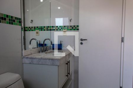 Apartamento para alugar com 350m², 5 quartos e 3 vagas Apartamento para alugar com 350m², 5 quartos e 3 vagasBanheiro da Suíte 4