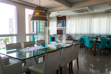 Sala de apartamento para alugar com 5 quartos, 350m² em Balneario Guarujá, Guarujá