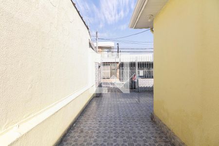 Casa para alugar com 80m², 1 quarto e 3 vagasQuintal e Garagem 