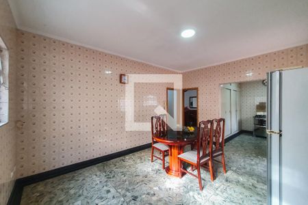 Casa à venda com 415m², 6 quartos e 6 vagasCozinha