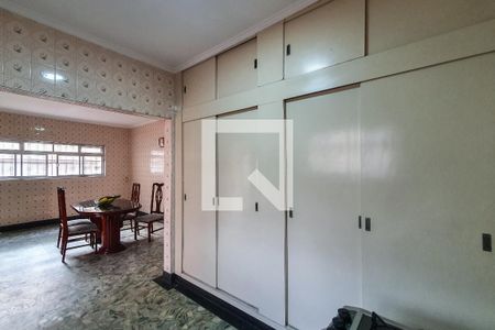 Casa à venda com 415m², 6 quartos e 6 vagasCozinha