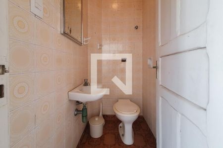 Casa à venda com 415m², 6 quartos e 6 vagasBanheiro de Serviço