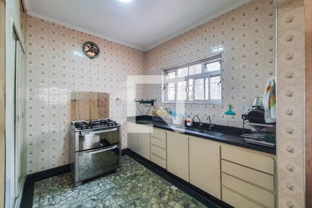 Casa à venda com 415m², 6 quartos e 6 vagasCozinha