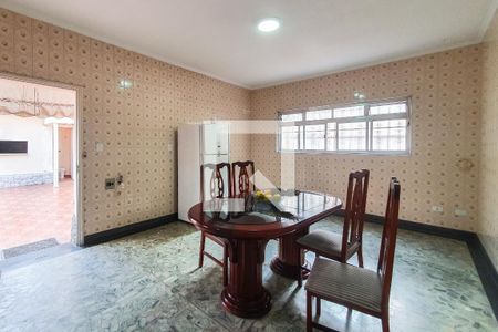 Casa à venda com 415m², 6 quartos e 6 vagasCozinha