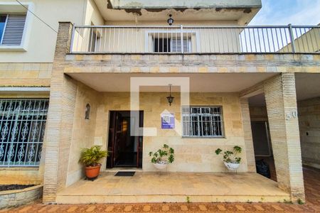 Casa à venda com 415m², 6 quartos e 6 vagasFachada