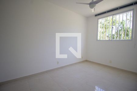 Quarto 1 de apartamento para alugar com 2 quartos, 48m² em Vargem Grande, Rio de Janeiro