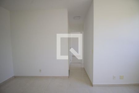 Sala de apartamento para alugar com 2 quartos, 48m² em Vargem Grande, Rio de Janeiro