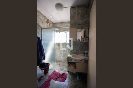 Casa à venda com 120m², 3 quartos e 2 vagas Casa à venda com 120m², 3 quartos e 2 vagasBanheiro