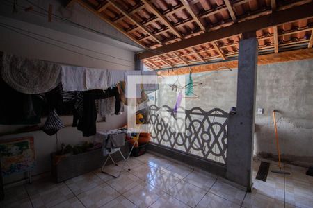 Casa à venda com 120m², 3 quartos e 2 vagas Casa à venda com 120m², 3 quartos e 2 vagasLavanderia