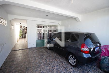 Casa à venda com 120m², 3 quartos e 2 vagas Casa à venda com 120m², 3 quartos e 2 vagasGaragem