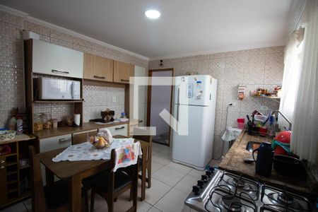 Casa à venda com 120m², 3 quartos e 2 vagas Casa à venda com 120m², 3 quartos e 2 vagasCozinha