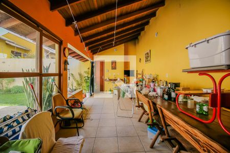 Casa para alugar com 360m², 5 quartos e 4 vagasQuintal