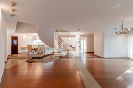 Sala de Estar de casa à venda com 4 quartos, 600m² em Jardim da Saúde, São Paulo