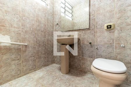 Banheiro de kitnet/studio para alugar com 1 quarto, 40m² em República, São Paulo