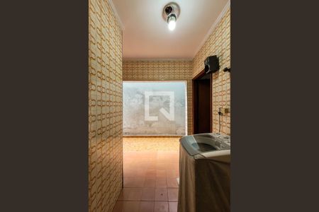 Casa à venda com 240m², 3 quartos e 2 vagasÁrea de Serviço