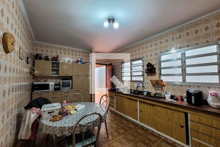 Casa à venda com 240m², 3 quartos e 2 vagasCozinha