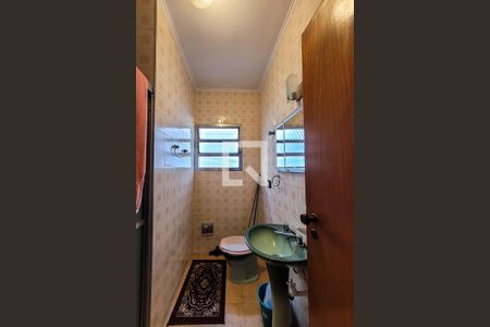 Casa à venda com 240m², 3 quartos e 2 vagasBanheiro Suíte