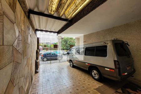 Casa à venda com 240m², 3 quartos e 2 vagasGaragem