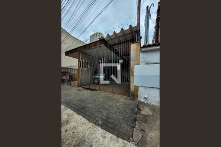 Casa à venda com 240m², 3 quartos e 2 vagasFachada