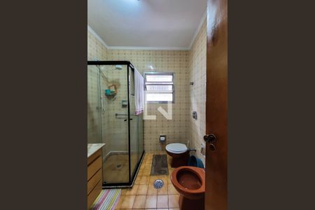 Casa à venda com 240m², 3 quartos e 2 vagasBanheiro Social