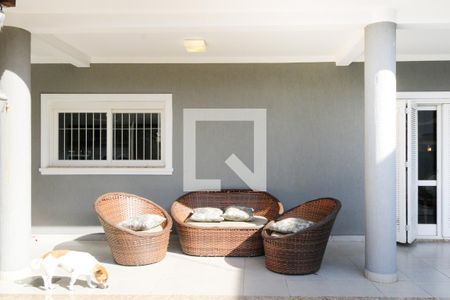 Casa à venda com 300m², 4 quartos e 4 vagas Casa à venda com 300m², 4 quartos e 4 vagasQuintal