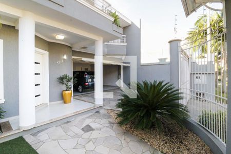 Casa à venda com 300m², 4 quartos e 4 vagas Casa à venda com 300m², 4 quartos e 4 vagasQuintal