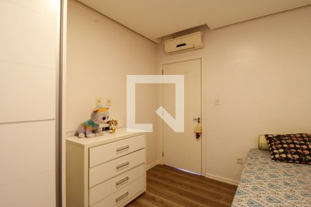 Casa à venda com 300m², 4 quartos e 4 vagas Casa à venda com 300m², 4 quartos e 4 vagasQuarto 3