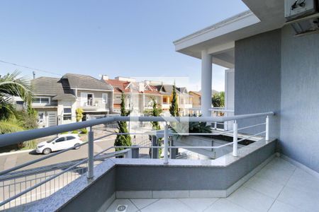 Casa à venda com 300m², 4 quartos e 4 vagas Casa à venda com 300m², 4 quartos e 4 vagasVaranda da Suíte