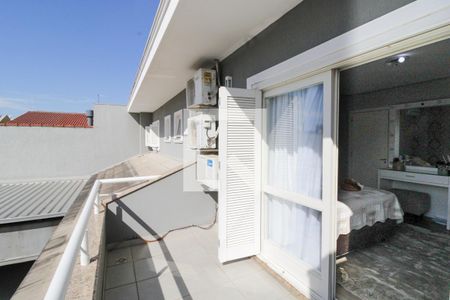 Casa à venda com 300m², 4 quartos e 4 vagas Casa à venda com 300m², 4 quartos e 4 vagasQuarto 1 - Varanda