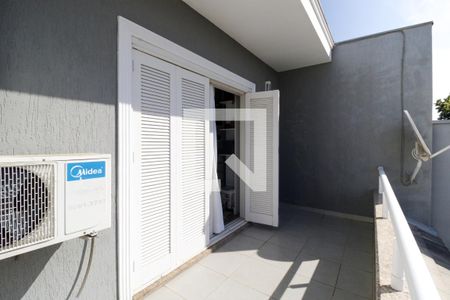 Casa à venda com 300m², 4 quartos e 4 vagas Casa à venda com 300m², 4 quartos e 4 vagasQuarto 1 - Varanda