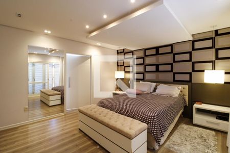 Casa à venda com 300m², 4 quartos e 4 vagas Casa à venda com 300m², 4 quartos e 4 vagasQuarto Suíte